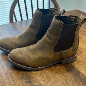 Ariat Women's Brown Chelsea Boots